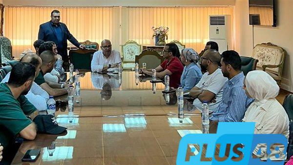 ياسر إدريس يستقبل وفد دبلومة الإدارة الرياضية بـ «فيفا»
