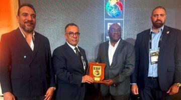 اتحاد السلة يكرم رئيس الاتحاد الإفريقي