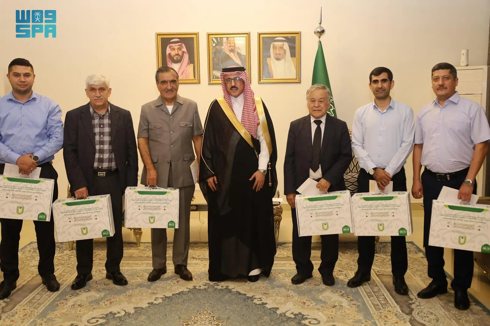 سفير المملكة لدى طاجيكستان يودع حجاج برنامج ضيوف خادم الحرمين الشريفين