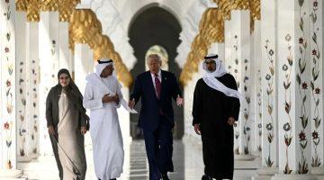 ترامب يندهش مما رآه في مسجد زايد الكبير.. تيجان الأعمدة من الذهب والسجادة بـ10 ملايين دولار