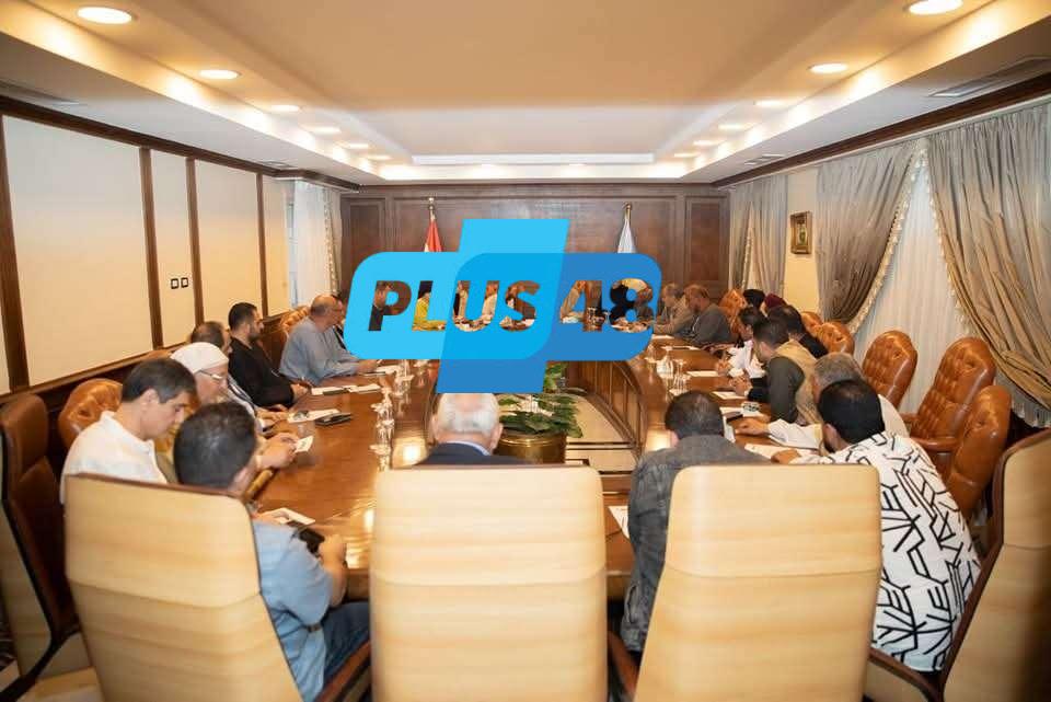 لتشكيل الأمانات بالمحافظات.. عقدت أمانة الفلاحين المركزية بحزب الشعب الجمهوري اجتماعًا بمقرها في القاهرة الجديدة
