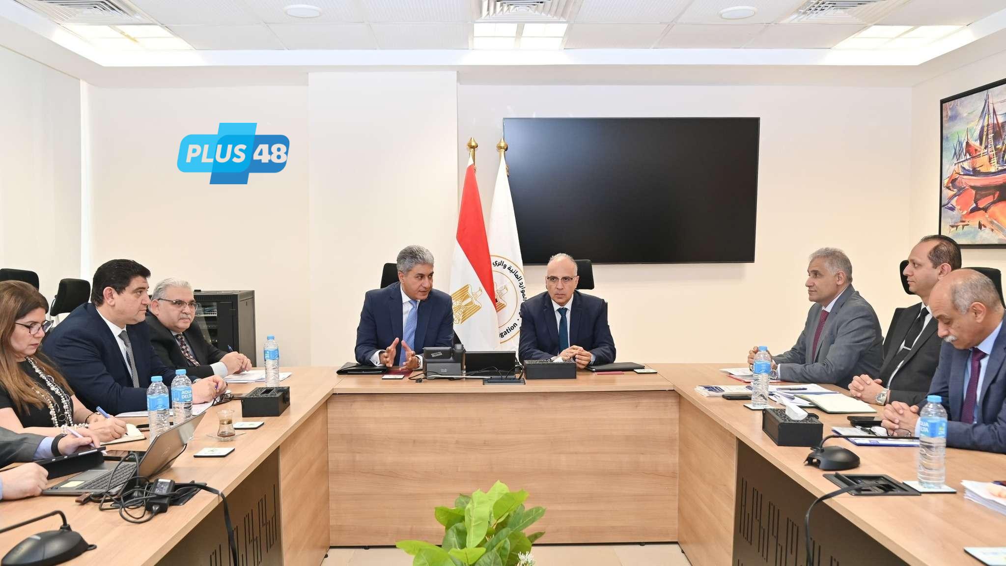 وزير السياحة والري يناقشان خطوات تسهيل إجراءات إصدار التراخيص على النيل
