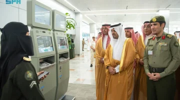 نائب أمير منطقة مكة المكرمة يتفقد مجمع صالات الحج والعمرة بمطار الملك عبدالعزيز الدولي