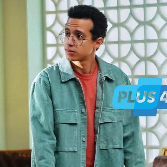 بعد تكريمه من قرينة رئيس الجمهورية.. طه دسوقي فنان موهوب يرفع الوعي بالتوحد
