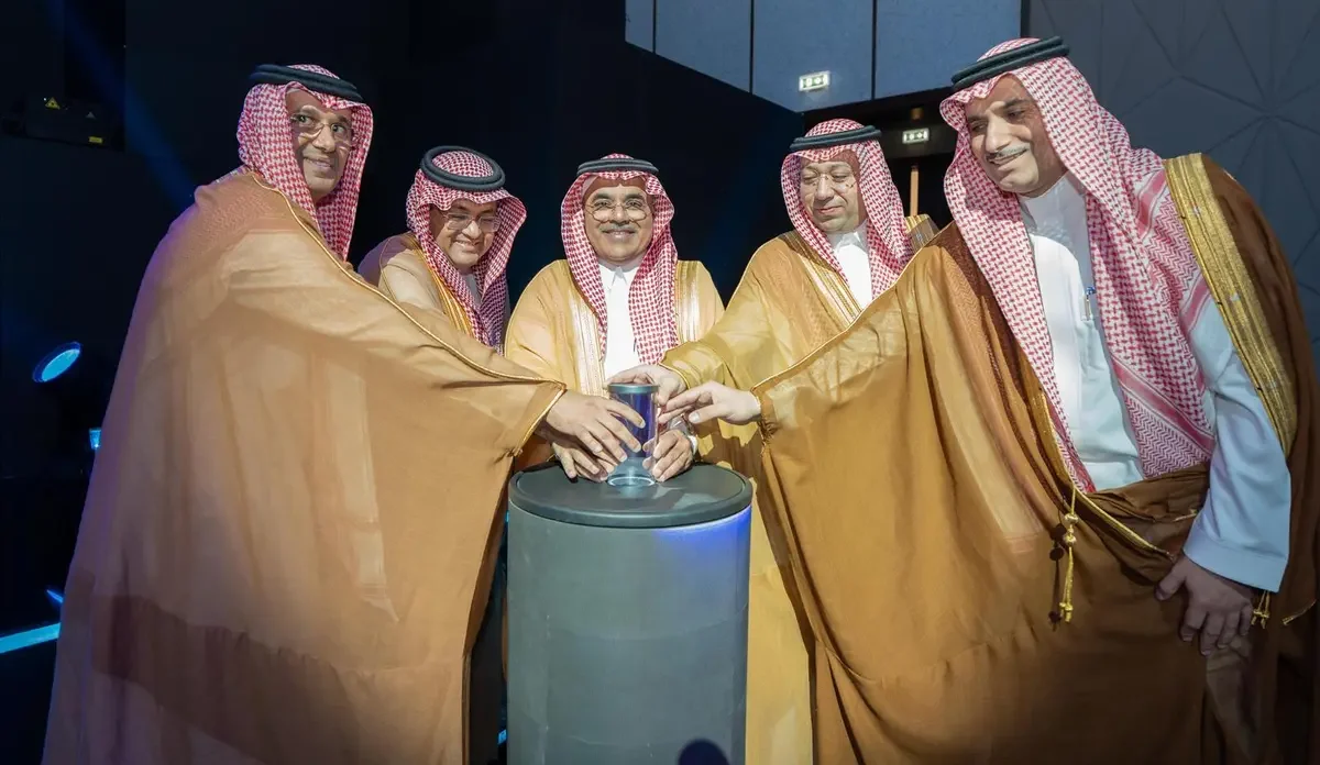 “بن سلمة” يدشن مركز التصنيع والإنتاج المتقدم