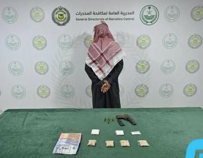 القبض على مواطن في #تبوك لترويجه الإمفيتامين المخدر #عاجل