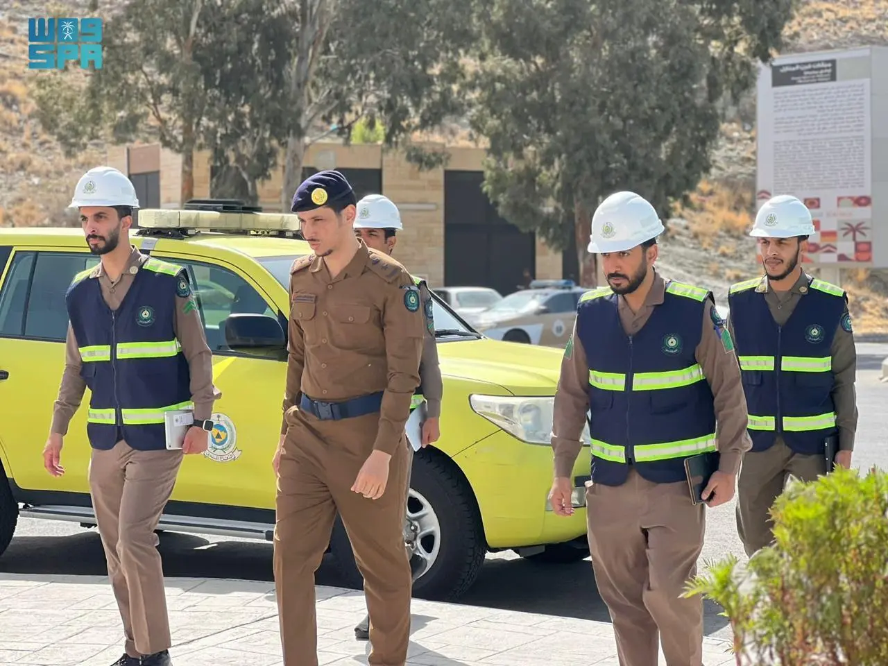 قوات الدفاع المدني بالطائف تعزز أعمالها بنشر فرق موسمية في المواقيت