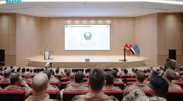 “القوات الجوية” تشارك بست طائرات من منظومة “ف – 15 سي” في مناورات “علم الصحراء 2025”