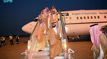 الأمير محمد بن عبدالعزيز يصل إلى جازان بعد تعيينه أميرًا للمنطقة