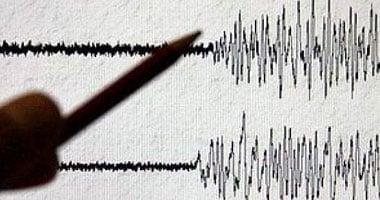 زلزال بقوة 5.7 درجة يدمر 140 منزلا فى جزيرة سومطرة الإندونيسية