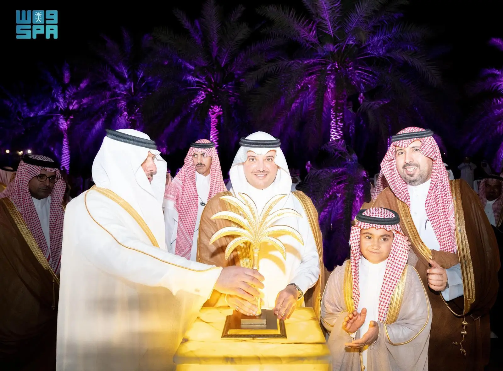 محافظ الأحساء يدشّن أعمال مشروع منتجع “دوست D2 ” السياحي