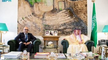 نائب وزير الخارجية يستقبل سفير جمهورية باكستان لدى المملكة