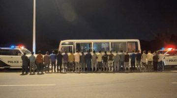 #عاجل | قوات أمن الحج تضبط مقيمًا لنقله 22 وافدًا لا يحملون تصريحًا بـ #الحج ومحاولة إيصالهم إلى مدينة #مكة_المكرمة