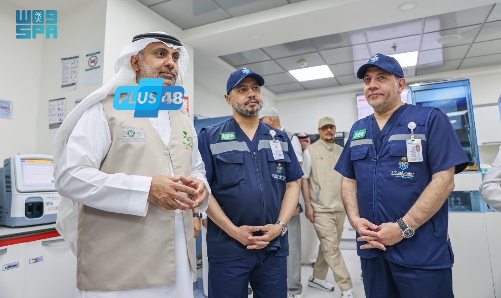 وزير الصحة يدشّن مشروع الروبوت الجراحي ويطلع على جهاز الأشعة المتقدمة PET-CT خلال زيارته التفقدية في #المشاعر_المقدسة