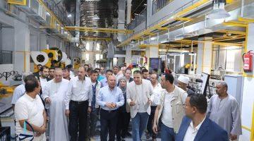 الأول من نوعه في الشرق الأوسط.. وزير النقل يفتتح مصنع الرضوان الدولي للصناعات الهندسية بسوهاج