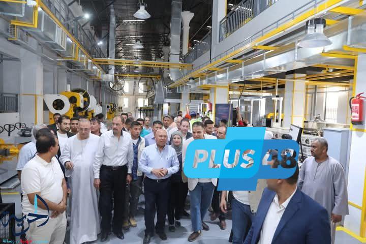 الأول من نوعه في الشرق الأوسط.. وزير النقل يفتتح مصنع الرضوان الدولي للصناعات الهندسية بسوهاج