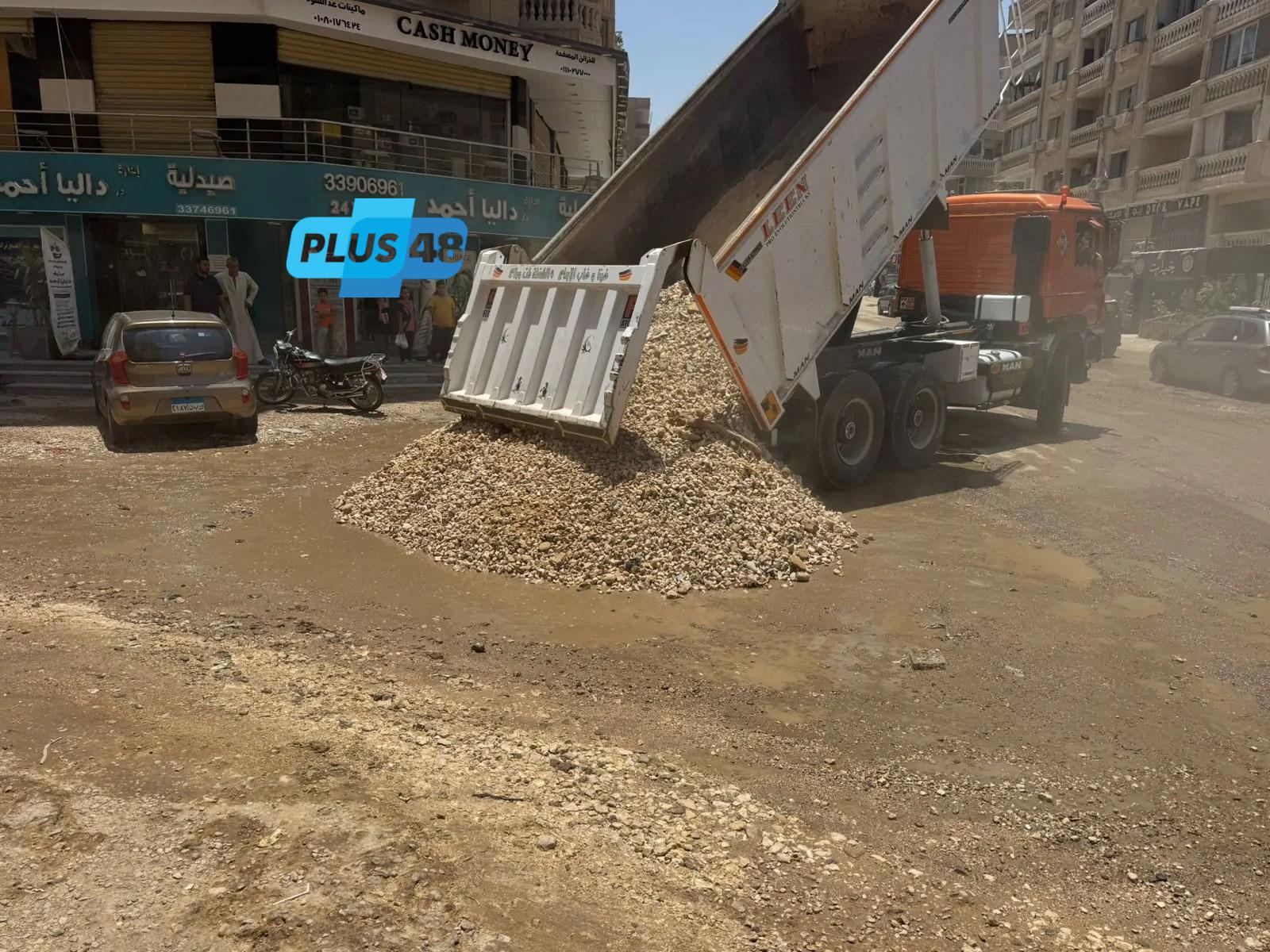محافظة الجيزة تُنهي أزمة كسر مفاجئ بخط مياه في هضبة الأهرام وتستأنف الضخ تدريجيًا