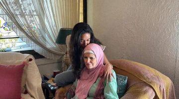 اعتذار آية سماحة لمشيرة إسماعيل يشعل مواقع التواصل.. أزمة وُئدت في مهدها