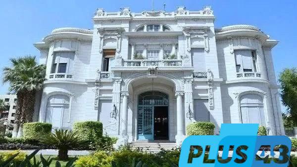 بيان مهم من جامعة عين شمس بشأن واقعة سقوط طالبة بكلية البنات