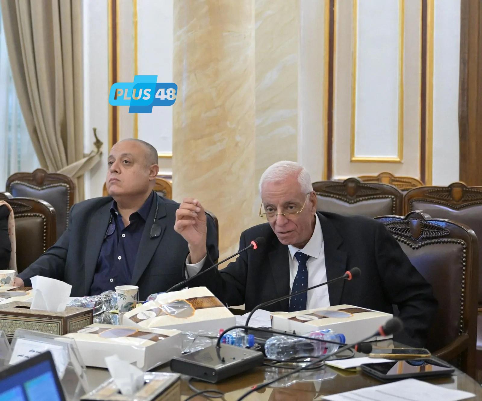 مجلس جامعة القاهرة يوافق على منح دراسية لطلاب STEM وبرامج أكاديمية جديدة في الذكاء الاصطناعي وطب الكوارث