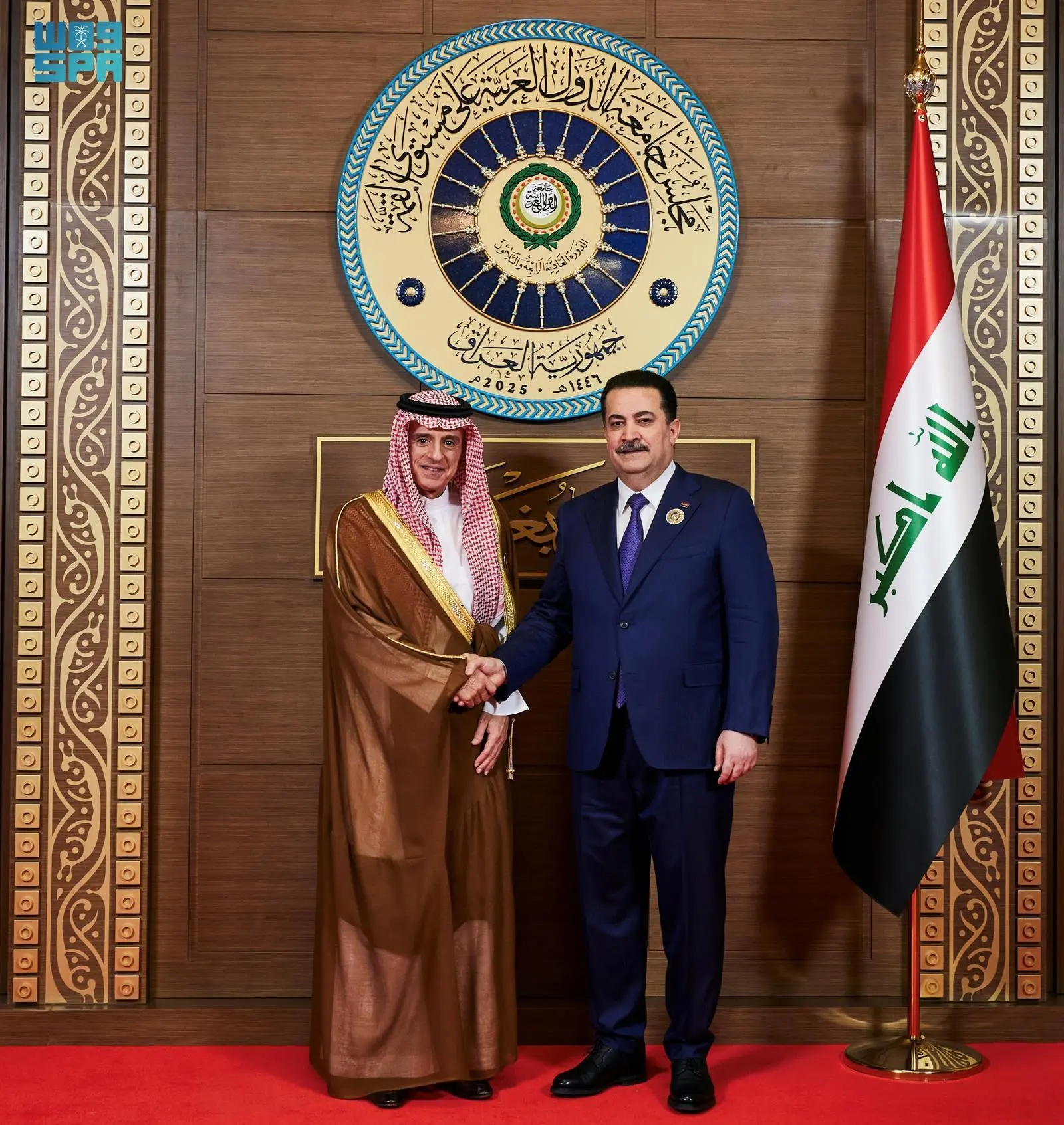 وزير الدولة للشؤون الخارجية يرأس وفد المملكة المشارك في القمة العربية الـ(34) والدورة العادية الـ(5) للقمة العربية التنموية الاقتصادية والاجتماعية