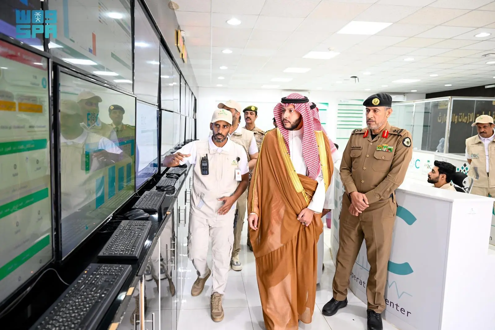 الأمير سعود بن نهار يقف على استعدادات صحة #الطائف لاستقبال موسم #حج_1446هـ