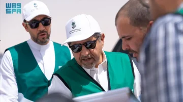 الرئيس التنفيذي لـ “هيئة الطرق” يتفقد الطرق المؤدية لمنفذ سلوى
