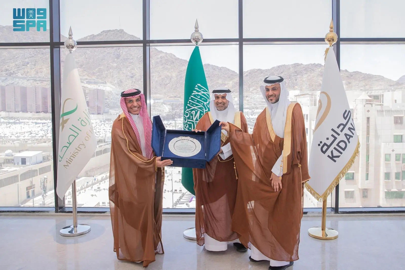الجلاجل يُكرّم الهيئة الملكية وشركة “كِدانة” لإنجاز مشروع مستشفى طوارئ في #منى خلال 30 يومًا