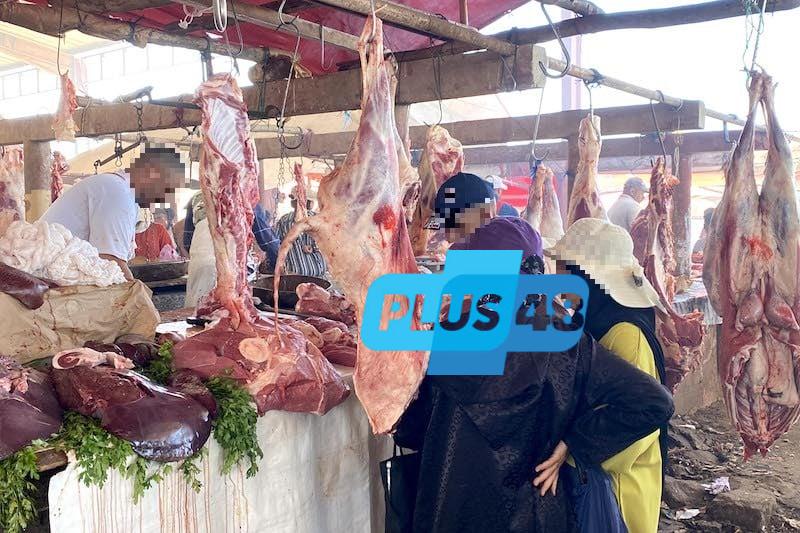 سجالات ترافق التهافت على شراء اللحوم بعد إلغاء شعيرة النحر بالمغرب