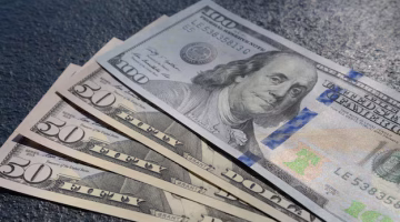 سعر الدولار اليوم 15-5-2025.. استقرار جديد يطمئن الأسواق