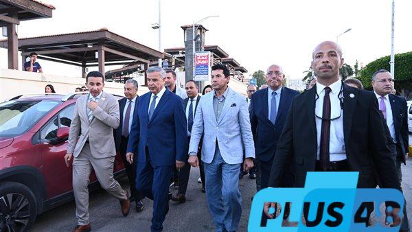 وزير الشباب ومحافظ الإسكندرية يشهدان المؤتمر الصحفي للبطولة الدولية للبادل