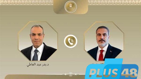 أهمها غزة وليبيا.. اتصال هاتفي بين وزير الخارجية ونظيره التركي لمناقشة أوضاع الشرق الأوسط
