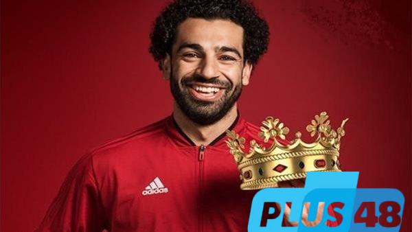 كاف يحتفل بعيد ميلاد محمد صلاح