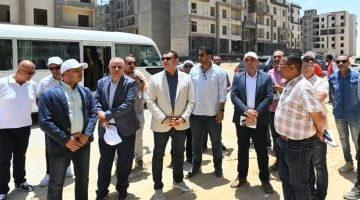 وزير الإسكان يتفقد إنشاء كوبرى C3 و”سكن لكل المصريين” والمدينة التراثية بالعلمين الجديدة