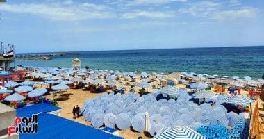 إزاى ماحدش يستغلك ويفرض عليك إكراميات على شواطئ الإسكندرية