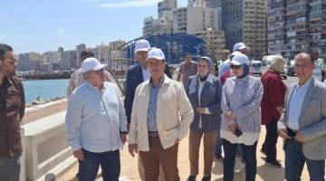 رئيس الجهاز المركزي للتعمير يتفقد مشروعات الطرق وتوسعة كورنيش الإسكندرية