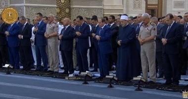 بث مباشر.. الرئيس السيسى يؤدى صلاة عيد الأضحى بمسجد مصر بالعاصمة الإدارية