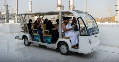 هل يجوز الطواف والسعى بسيارات الجولف؟.. أحد مشايخ الحرمين يجيب