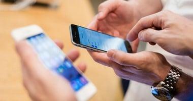 عربيات وموبايلات وساعات.. تقرير يكشف قائمة مشتريات المصريين بالتقسيط