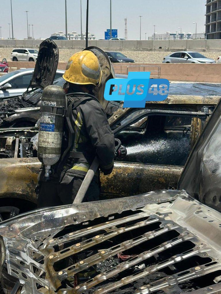إخماد حريق في (4) مركبات بحي الصفا في #جدة #عاجل