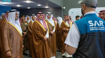 الأمير عبدالعزيز بن سعود يتابع سير العمل في مركز العمليات والتحكم بقطار المشاعر المقدسة في مشعر عرفات