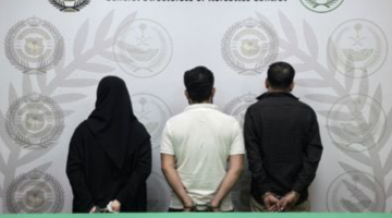 القبض على (3) مقيمين بمحافظة #جدة لترويجهم (1.5) كيلوجرام من مادة (الشبو) المخدر #عاجل