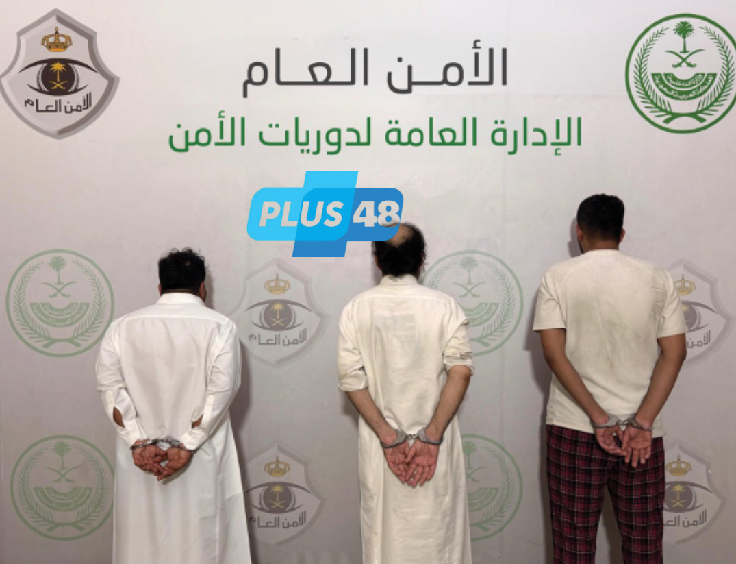 #عاجل | القبض على (3) أشخاص إثر مشاجرة لخلاف بينهم في مكان عام بمحافظة #جدة