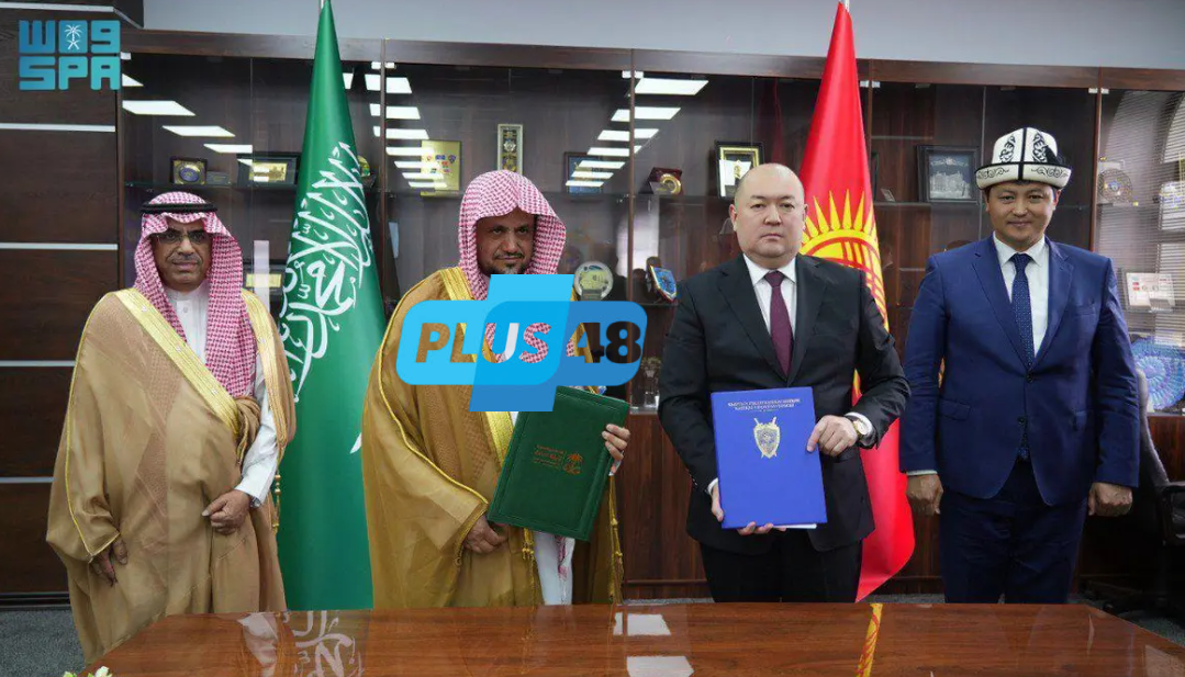 النائب العام يلتقي نظيره القرغيزستاني ويوقعان مذكرة تفاهم