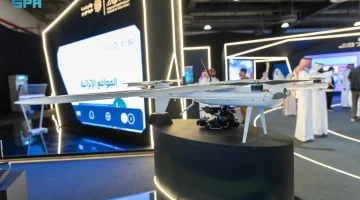 برنامج تطوير وزارة الداخلية يستعرض طائرة دون طيار “الدرون” في جناح الوزارة في معرض ملتقى إعلام الحج