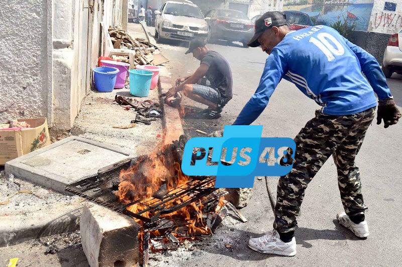 من شحذ السكاكين إلى شيّ الرؤوس .. مهن موسمية تغيب في عيد الأضحى