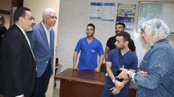 رئيس جامعة المنوفية يتفقد معهد الكبد القومي ويقدم التهنئة للأطقم الطبية والعاملين بمناسبة عيد الاضحي المبارك