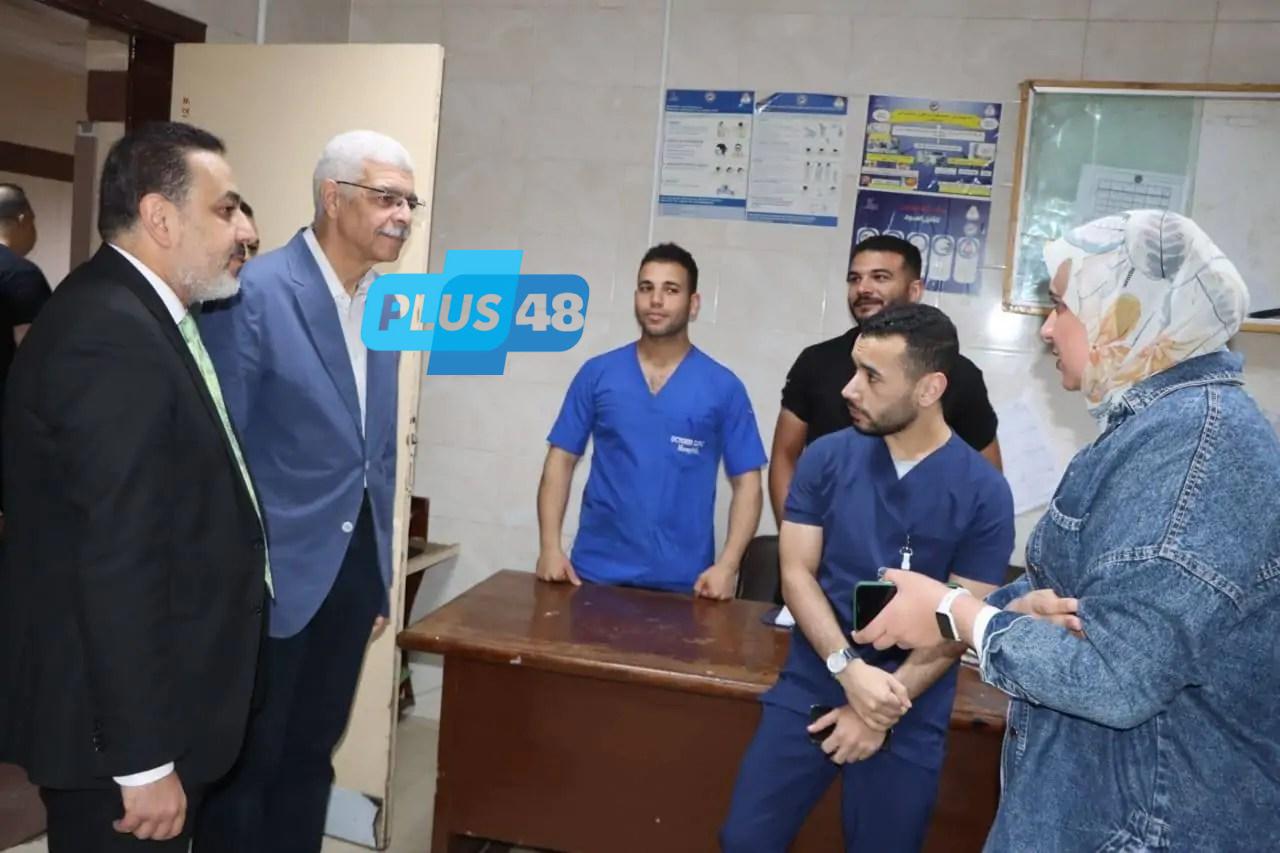 رئيس جامعة المنوفية يتفقد معهد الكبد القومي ويقدم التهنئة للأطقم الطبية والعاملين بمناسبة عيد الاضحي المبارك