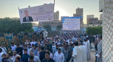 “موسم ظهور المرشحين”.. ماذا قال المواطنون عن تصدُّر اللافتات الانتخابية ساحات صلاة العيد؟