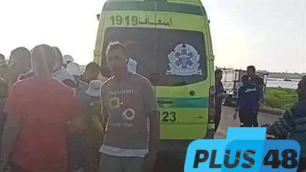 حزن وبكاء فى تشيع جثمان عامل سقط عليه جدار منزل أثناء عمله بالمنيا
